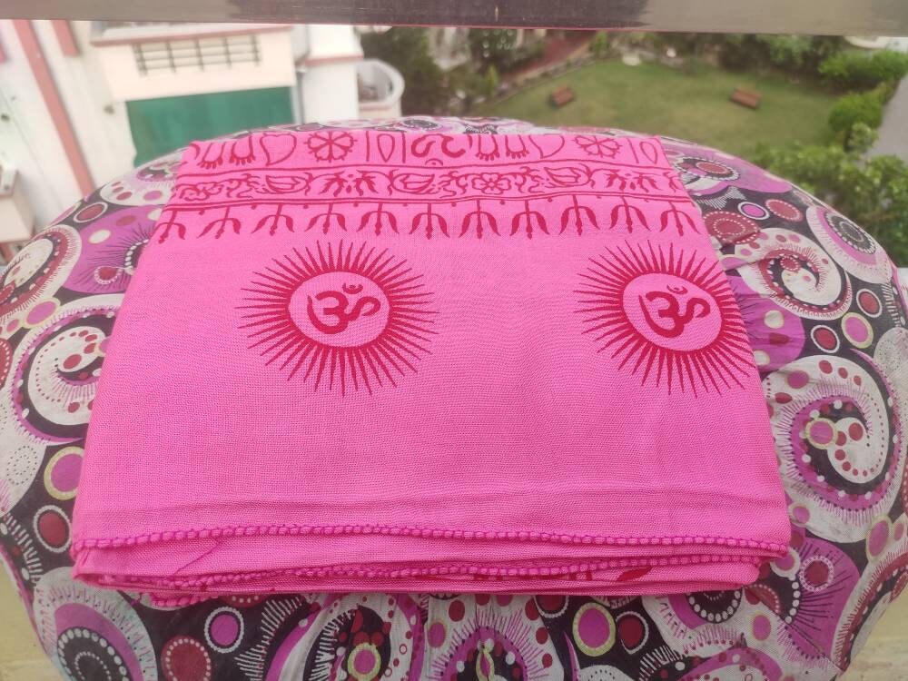 Sarong -Pareo , Om yoga shawl , indian mantra print